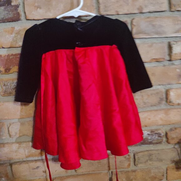 Infant Girls Black Velvet/Red Satin Holiday Dress - Picture 2 of 2